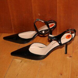 Ellen Tracy Black Leather Pointed Toe Ankle Strap 3.5" Heels Sz 9.5
